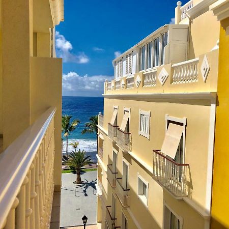 Apartamentos El Faro Puerto De Naos Ngoại thất bức ảnh