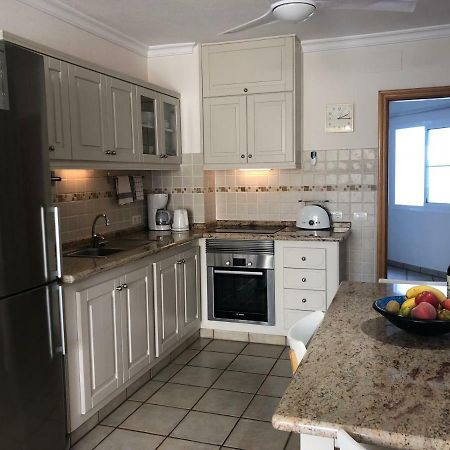Apartamentos El Faro Puerto De Naos Ngoại thất bức ảnh