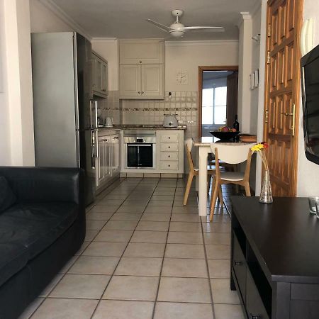Apartamentos El Faro Puerto De Naos Ngoại thất bức ảnh