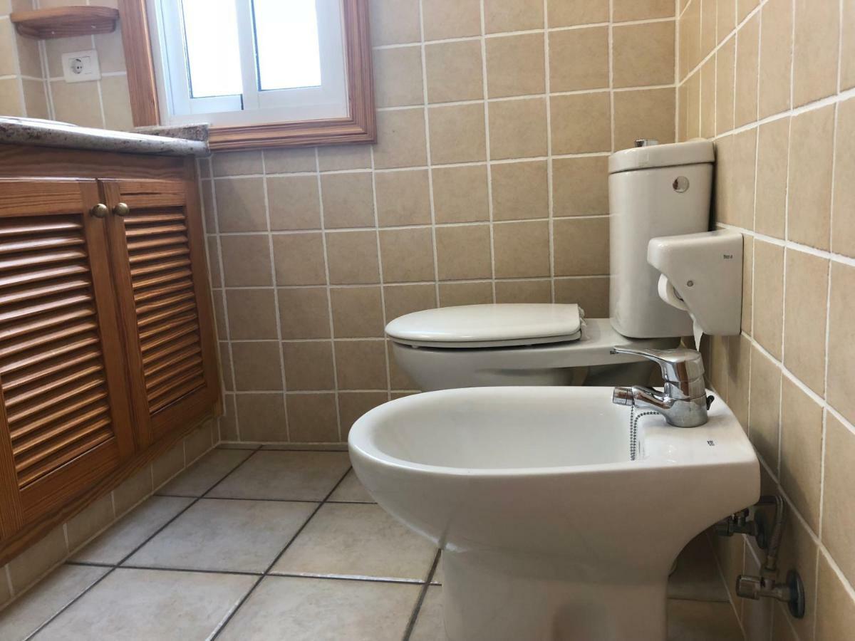 Apartamentos El Faro Puerto De Naos Ngoại thất bức ảnh