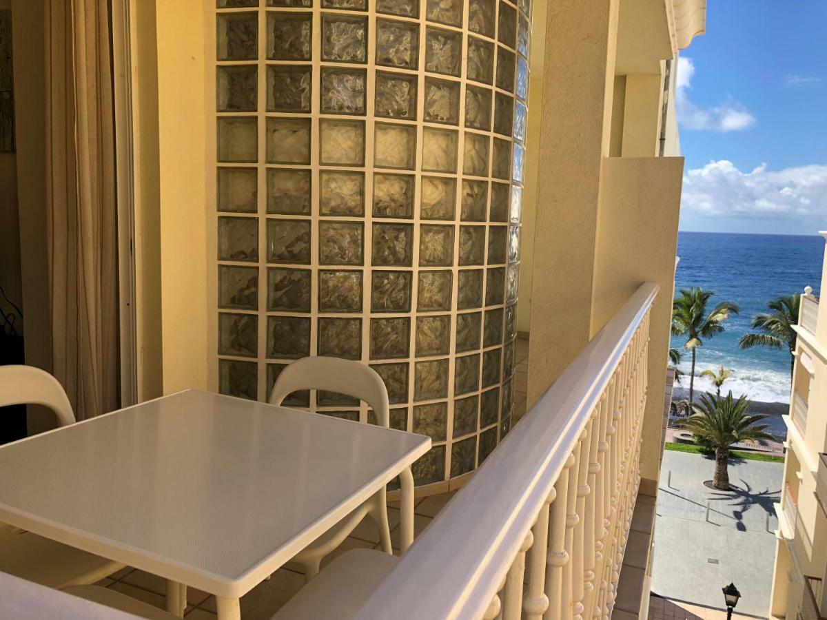 Apartamentos El Faro Puerto De Naos Ngoại thất bức ảnh